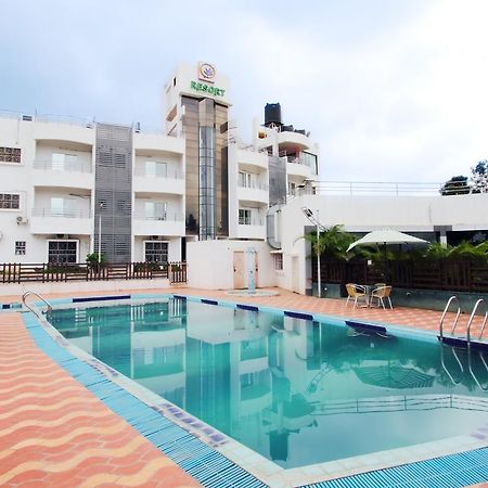 Palette - Spring Hills Resort Pirangut Exterior photo