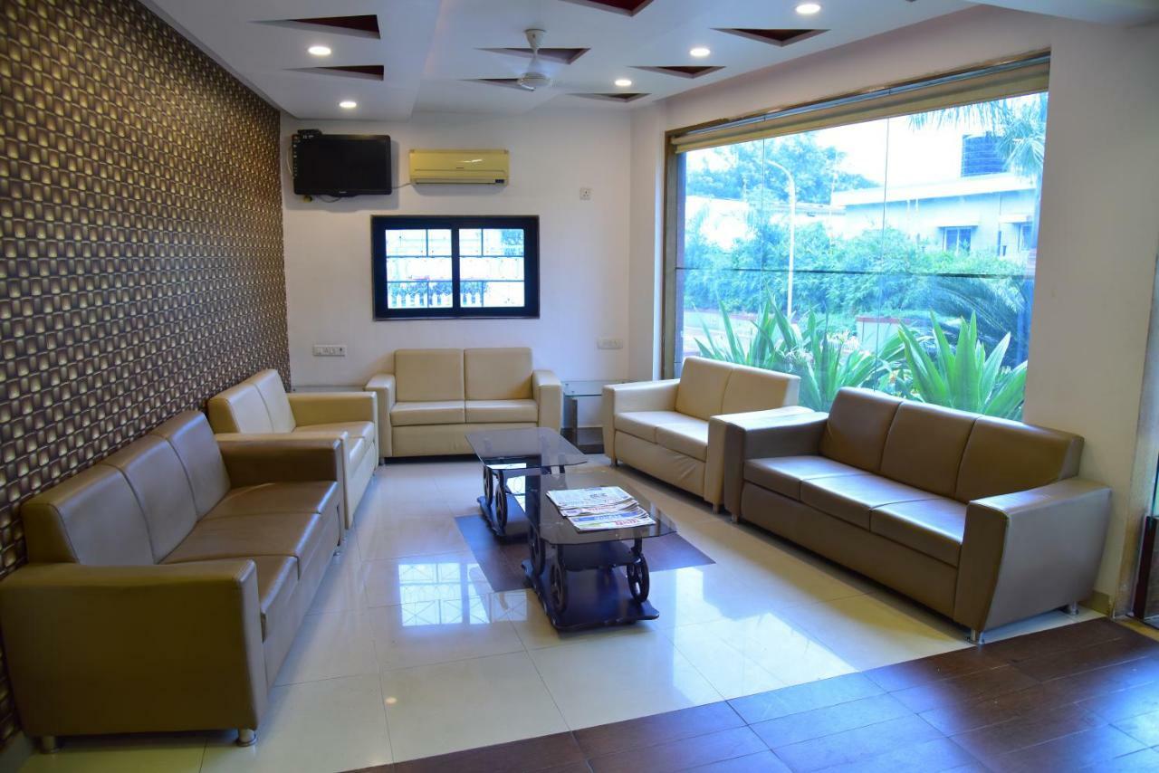 Palette - Spring Hills Resort Pirangut Exterior photo